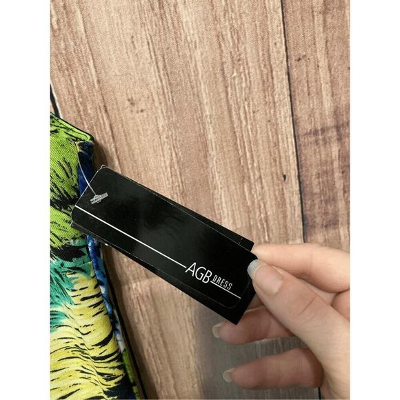 AGB dress size 10 NWT stretchy blue green zipper - Picture 3 of 9